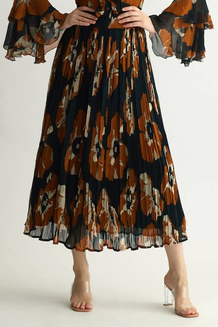 Koai Black Georgette Floral Print Crinkled Midi Skirt Online at Aza Fashions Koai_Black Georgette Floral Print Crinkled Midi Skirt _Online_at_Aza_Fashions