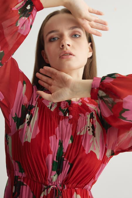 Buy Koai Red Chiffon Round Neck Floral Kaftan Maxi Dress Online at Aza Fashions Buy_Koai_Red Chiffon Round Neck Floral Kaftan Maxi Dress _Online_at_Aza_Fashions