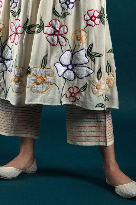 Buy_Svastih_Off White Cotton, Silk Embroidery, Beads Floral Applique Tunic And Pant Set _Online_at_Aza_Fashions