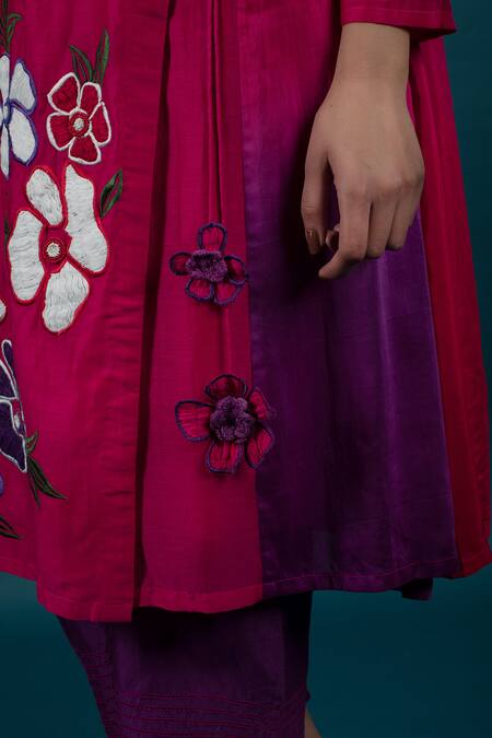 Shop_Svastih_Magenta Cotton, Silk, Chanderi Embroidery V-neck Ombre Floral Tunic And Pant Set _Online_at_Aza_Fashions