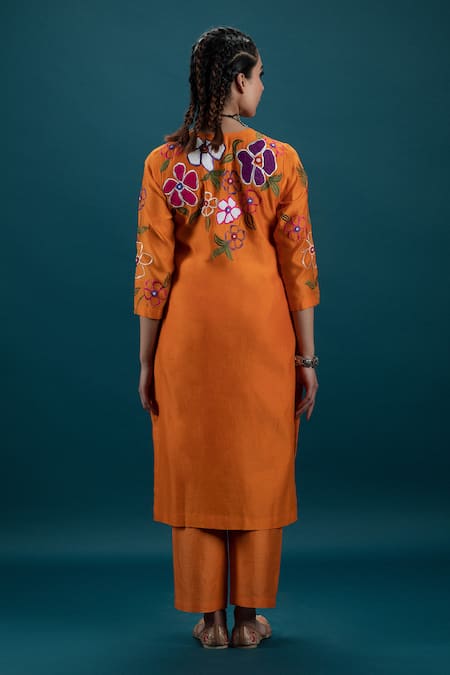 Svastih Floral Applique Tunic Set 