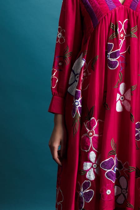 Shop_Svastih_Red Cotton, Silk, Chanderi Embroidery, Beads Floral Applique Tunic And Pant Set _Online_at_Aza_Fashions