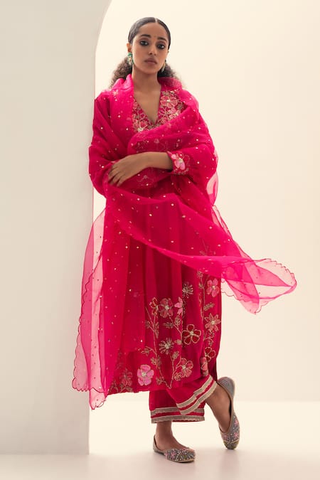 Svastih Mahira Floral Embroidered Kurta With Pant 