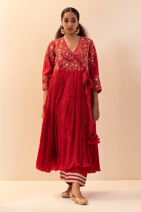 Buy Svastih Red Cotton, Silk, Chanderi Embroidery, Sequins V-neck Floral Anarkali Pant Set Online at Aza Fashions Buy_Svastih_Red Cotton, Silk, Chanderi Embroidery, Sequins V-neck Floral Anarkali Pant Set _Online_at_Aza_Fashions