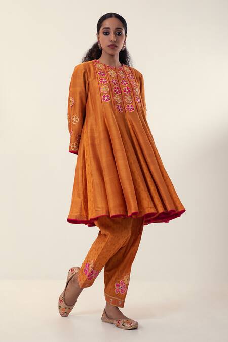 Svastih_Yellow Cotton, Silk Embroidery Round Neck Floral Anarkali Set _Online_at_Aza_Fashions