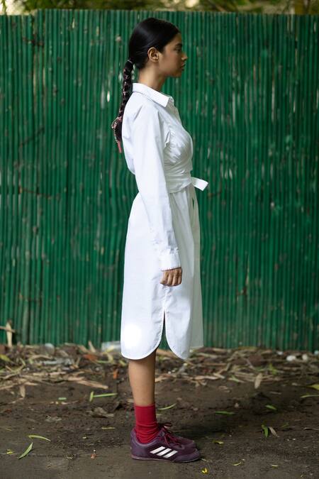 Buy_Doodlage_White Poplin Threadwork Shirt Collar Button Down Wrap Dress _Online_at_Aza_Fashions