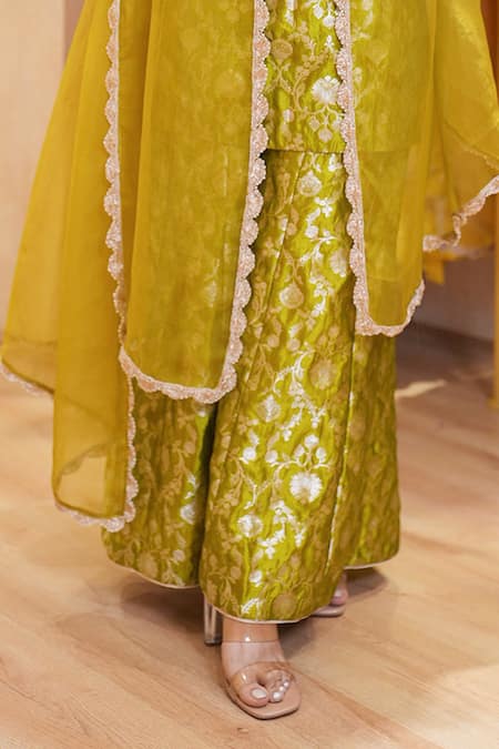 Buy_Vishwa By Pinki Sinha_Yellow Silk, Chiffon Embroidery Round Neck Floral Banarasi Kurta Sharara Set_Online_at_Aza_Fashions