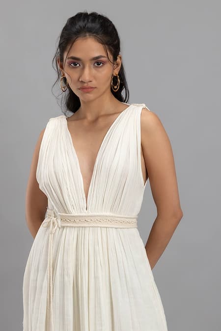 Lavina Sippy White Cotton Plunge Neck Pleated Maxi Dress With Belt Online at Aza Fashions Lavina Sippy_White Cotton Plunge Neck Pleated Maxi Dress With Belt _Online_at_Aza_Fashions