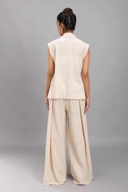 Shop Lavina Sippy Beige Handloom Cotton Collared Jacket at Aza Fashions Shop_Lavina Sippy_Beige Handloom Cotton Collared Jacket _at_Aza_Fashions