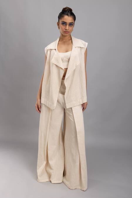 Buy Lavina Sippy Beige Handloom Cotton Collared Jacket Online at Aza Fashions Buy_Lavina Sippy_Beige Handloom Cotton Collared Jacket _Online_at_Aza_Fashions