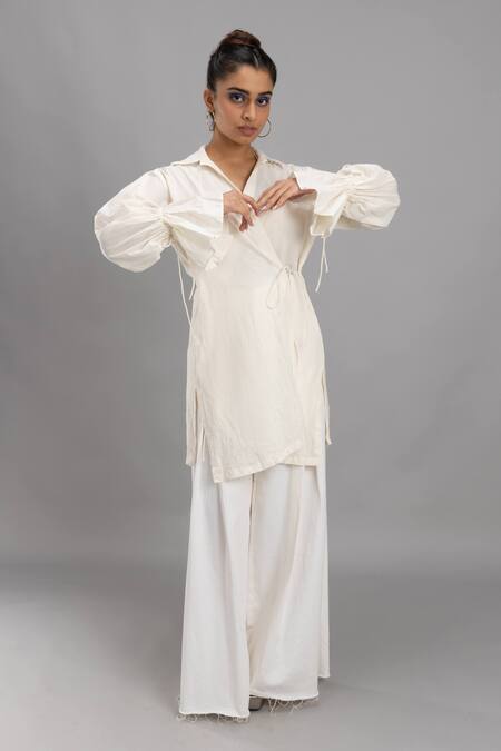 Lavina Sippy White Cotton Collared Organic Wrap Around Shirt Online at Aza Fashions Lavina Sippy_White Cotton Collared Organic Wrap Around Shirt _Online_at_Aza_Fashions