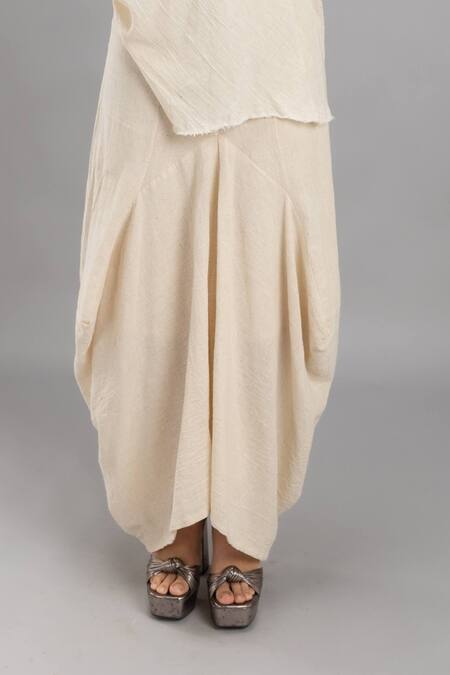 Lavina Sippy Beige Handloom Cotton Maxi Skirt Online at Aza Fashions Lavina Sippy_Beige Handloom Cotton Maxi Skirt _Online_at_Aza_Fashions