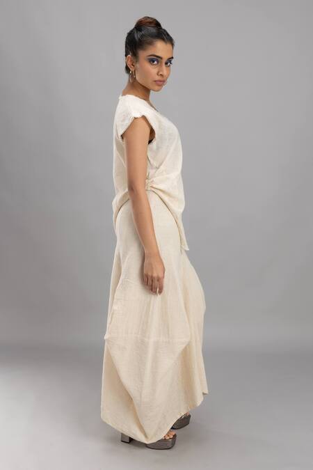 Buy Lavina Sippy Beige Handloom Cotton Maxi Skirt Online at Aza Fashions Buy_Lavina Sippy_Beige Handloom Cotton Maxi Skirt _Online_at_Aza_Fashions