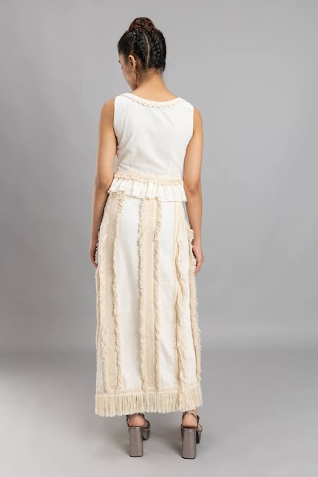 Shop Lavina Sippy White Cotton Tassels Round Neck Frilly Crop Top With Tie-up at Aza Fashions Shop_Lavina Sippy_White Cotton Tassels Round Neck Frilly Crop Top With Tie-up _at_Aza_Fashions