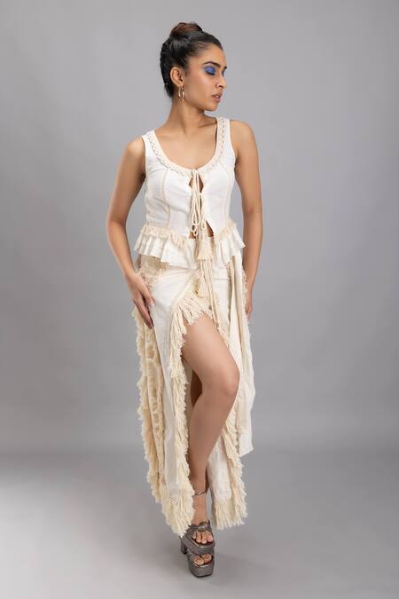 Shop Lavina Sippy White Cotton Tassels Round Neck Frilly Crop Top With Tie-up Online at Aza Fashions Shop_Lavina Sippy_White Cotton Tassels Round Neck Frilly Crop Top With Tie-up _Online_at_Aza_Fashions