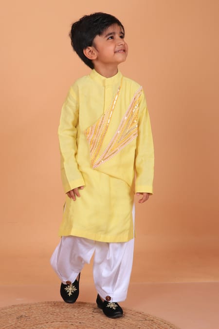 Turqidz by Shweta Aggarwal Yellow Chanderi Hand Embroidered Beads Placement Kurta Set 