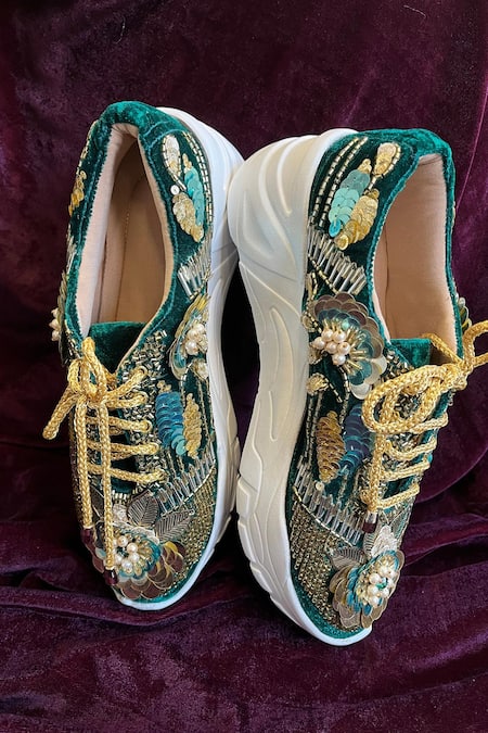 Zori World Green Floral Sequin Embellished Sneakers 