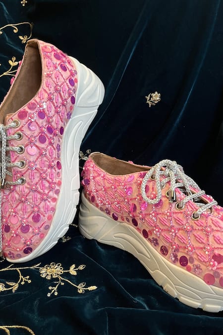 Zori World_Pink Embroidered Floral Checkered Sneakers _Online_at_Aza_Fashions
