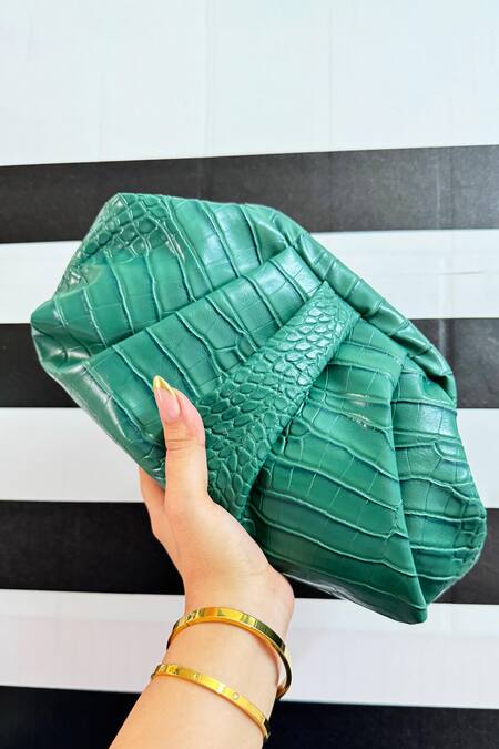 Buy Boxwish By Bhumika Green Textured Pu Leather Clutch Pouch Online at Aza Fashions Buy_Boxwish By Bhumika_Green Textured Pu Leather Clutch Pouch _Online_at_Aza_Fashions