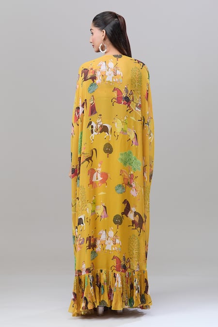 Shop Rajat K Tangri Yellow Silk Metallic Thread Sweetheart Neck Mughal Motif Cape And Skirt Set at Aza Fashions Shop_Rajat K Tangri_Yellow Silk Metallic Thread Sweetheart Neck Mughal Motif Cape And Skirt Set _at_Aza_Fashions