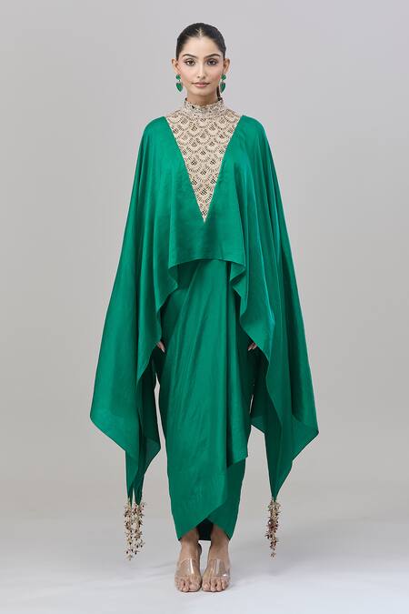 Shop Anand Kabra Emerald Green Embroidery Zardozi Round High Neck Scallop Kaftan Set Online at Aza Fashions Shop_Anand Kabra_Emerald Green Embroidery Zardozi Round High Neck Scallop Kaftan Set_Online_at_Aza_Fashions