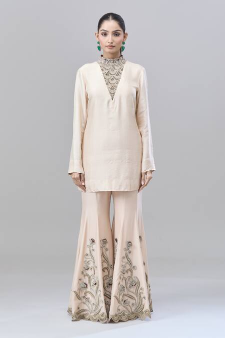 Buy Anand Kabra Beige Cotton Embroidery Split V-neck Floral Cutwork Kurta Set Buy_Anand Kabra_Beige Cotton Embroidery Split V-neck Floral Cutwork Kurta Set