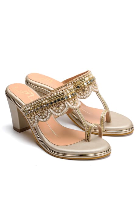 NIDHI BHANDARI Scallop Bloom Embroidered Toe Ring Block Heels 