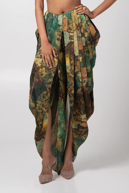 Buy_Advait_Green Organza, Linen Sequins, Cut Work Embroidered Cape And Dhoti Pant Set _Online_at_Aza_Fashions