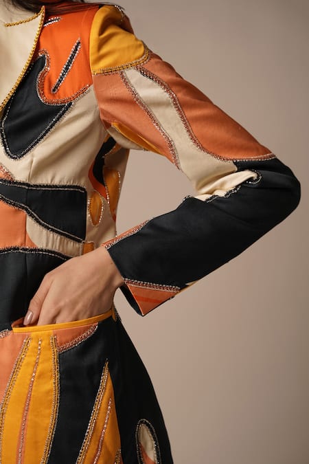 Buy Advait Yellow Ecovero Twill Embroidery Abstract Patch Work Lapel Collar Blazer Online at Aza Fashions Buy_Advait_Yellow Ecovero Twill Embroidery Abstract Patch Work Lapel Collar Blazer _Online_at_Aza_Fashions