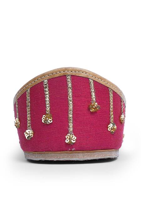 House Of Vitti India Pink Embroidery Royal Peacock Juttis Online at Aza Fashions House Of Vitti India_Pink Embroidery Royal Peacock Juttis _Online_at_Aza_Fashions