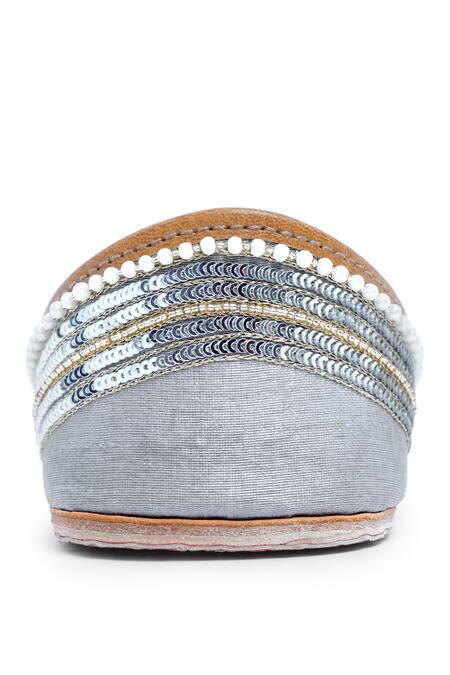 House Of Vitti India Gray Embroidery Cloud Grey Stardust Juttis Online at Aza Fashions House Of Vitti India_Gray Embroidery Cloud Grey Stardust Juttis _Online_at_Aza_Fashions