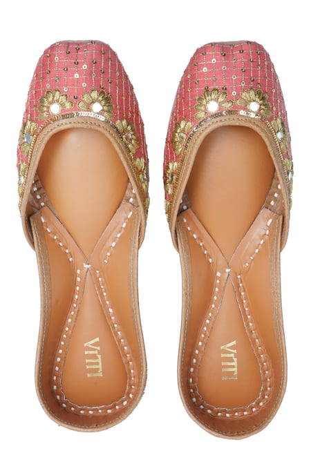 Shop House Of Vitti India Pink Embroidery Blush Zaira Juttis at Aza Fashions Shop_House Of Vitti India_Pink Embroidery Blush Zaira Juttis _at_Aza_Fashions
