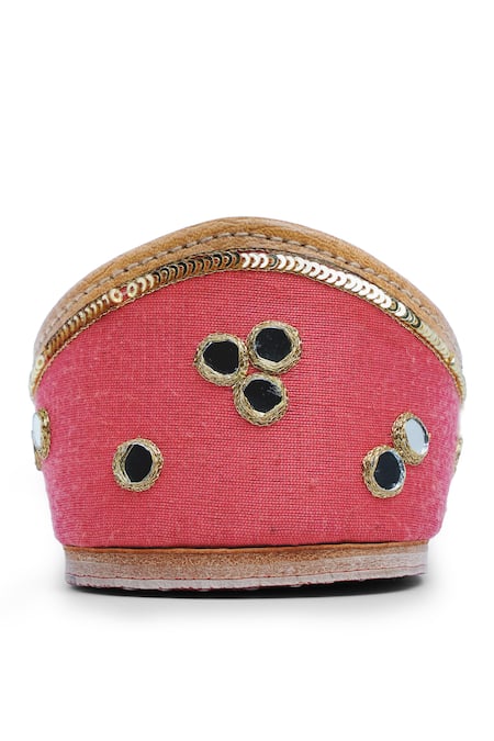 House Of Vitti India Pink Embroidery Blush Zaira Juttis Online at Aza Fashions House Of Vitti India_Pink Embroidery Blush Zaira Juttis _Online_at_Aza_Fashions