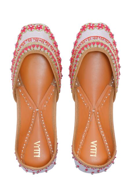 House Of Vitti India Embroidered Pink Juttis with Tribal Bloom 