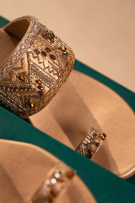 Shop_House Of Vitti India_Gold Zardozi Embroidered Heels 