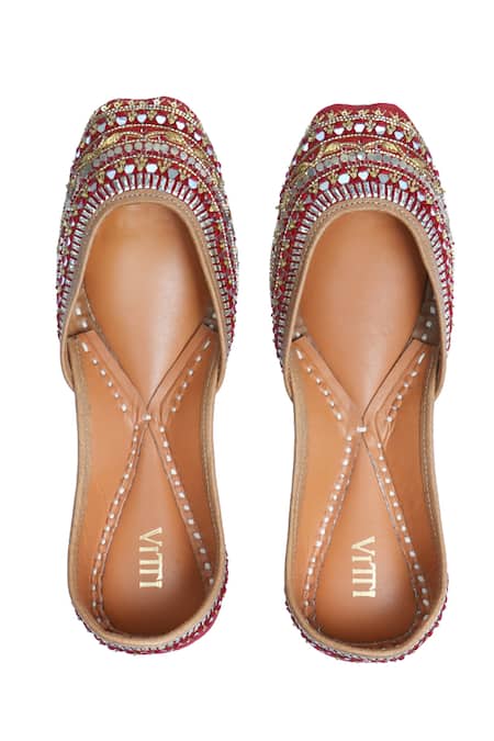 House Of Vitti India Maroon Cutdana Embroidered Juttis 