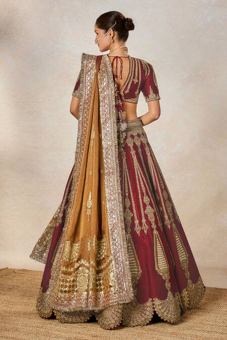 Buy Masaba Wine Organza, Embroidery, Metallic Gajar Halwa Bridal Lehenga Set Buy_Masaba_Wine Organza, Embroidery, Metallic Gajar Halwa Bridal Lehenga Set