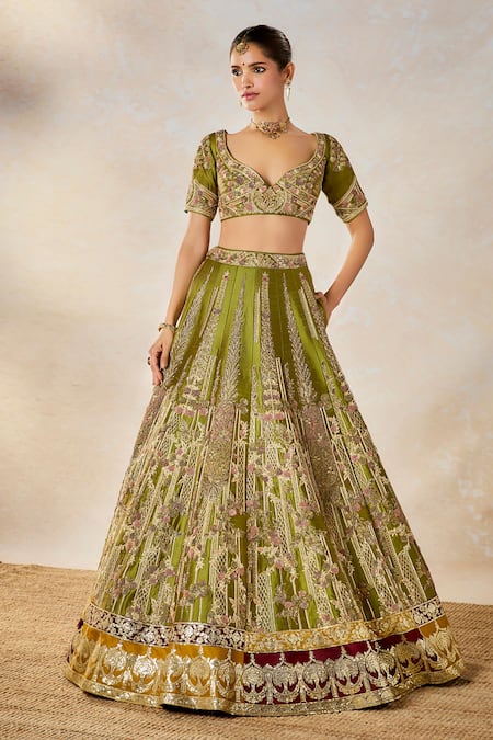 Buy_Masaba_Green , Organza Sequins, Embroidery The Aam Panna Bridal Lehenga Set _Online_at_Aza_Fashions