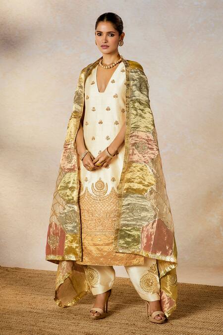 Masaba_Ivory Tissue, Silk Embroidery, Sequins V-neck The Kalakand Kurta And Salwar Set _Online_at_Aza_Fashions