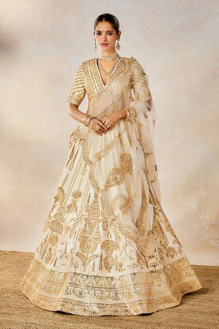 Masaba Ivory , Organza Metallic Malai Barfi Embroidered Bridal Lehenga Set at Aza Fashions Masaba_Ivory , Organza Metallic Malai Barfi Embroidered Bridal Lehenga Set _at_Aza_Fashions
