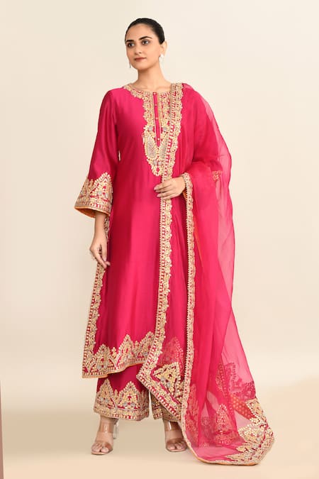 Buy_Sheetal Batra_Pink Cotton Embroidery Round Neck Floral Paisley Kurta Pant Set _Online_at_Aza_Fashions