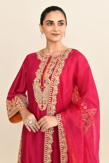 Shop_Sheetal Batra_Pink Cotton Embroidery Round Neck Floral Paisley Kurta Pant Set _Online_at_Aza_Fashions