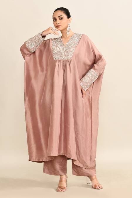 Mrunalini Rao_Pink Silk Embroidery V-neck Floral Kaftan And Pant Set_at_Aza_Fashions