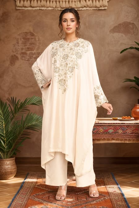 Mrunalini Rao Zardozi Embroidered Kaftan With Pant 