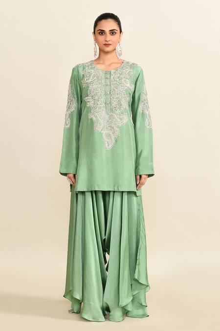 Buy_Mrunalini Rao_Green Silk Embroidery Round Neck Floral Kurta Set_Online_at_Aza_Fashions