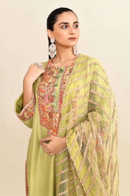 Buy_Debyani + CO_Green Cotton, Chiffon Beads Floral Embroidered Kurta Set 