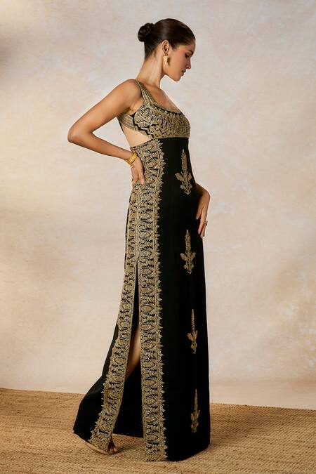 Masaba_Black Sequins, Embroidery Square Neck The Anjeer Pak Gown _at_Aza_Fashions