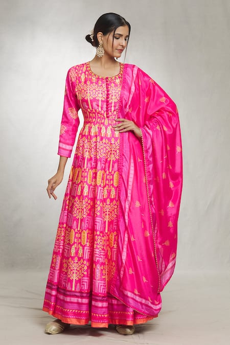 Buy_Samyukta Singhania_Pink Chiffon Embroidery Round Neck Foliage Print Anarkali With Dupatta 