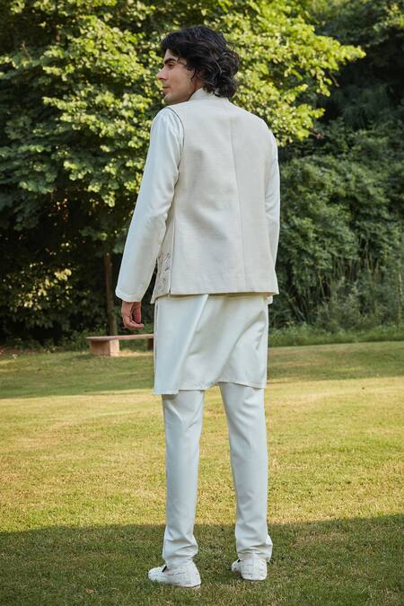 Shop Bohame Green Silk, Tussar Sequins, Beads Mint Embroidered Bundi Kurta Set at Aza Fashions Shop_Bohame_Green Silk, Tussar Sequins, Beads Mint Embroidered Bundi Kurta Set_at_Aza_Fashions