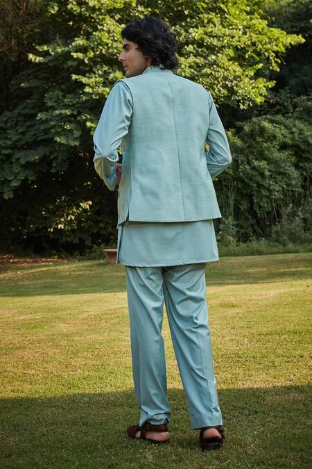 Shop Bohame Green Silk, Cotton Sequins, Beads Mint Embroidered Bundi Kurta Set at Aza Fashions Shop_Bohame_Green Silk, Cotton Sequins, Beads Mint Embroidered Bundi Kurta Set_at_Aza_Fashions